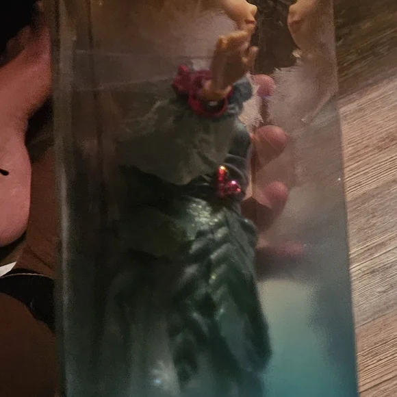 2022 Holiday Special Edition Doll - Picture 2 of 5